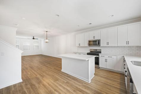 762 Blueway Avenue Summerville SC 29486