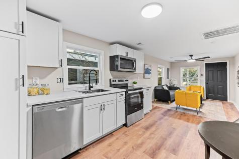 1978 Beech Avenue North Charleston SC 29405