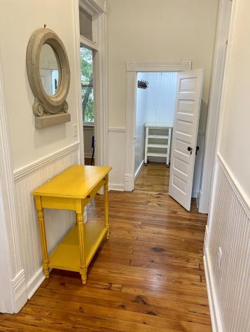 144 Queen Street Charleston SC 29401
