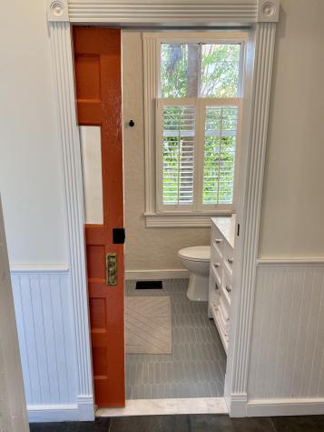 144 Queen Street Charleston SC 29401