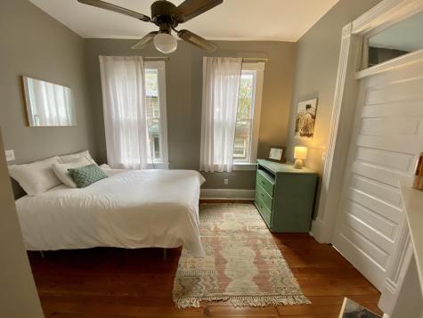 144 Queen Street Charleston SC 29401