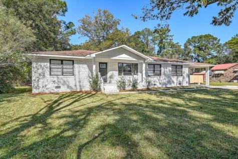 702 N Palmetto Street Summerville SC 29483