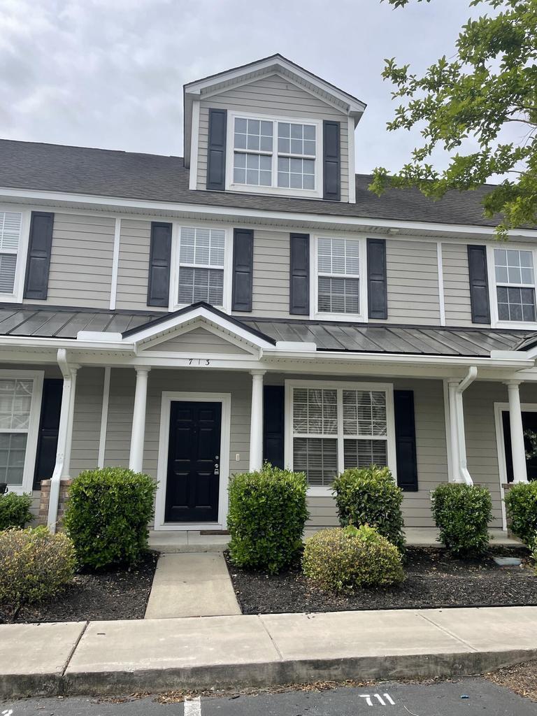 713 Hemingway Circle Summerville SC 29483