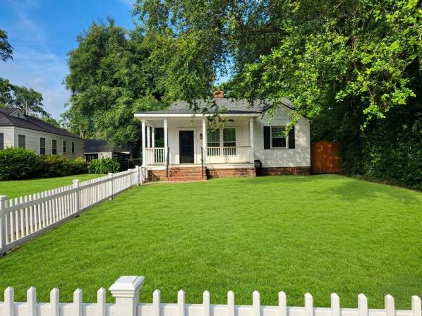 4717 Marlboro Place North Charleston SC 29405