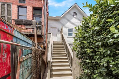 137 Calhoun Street Charleston SC 29401