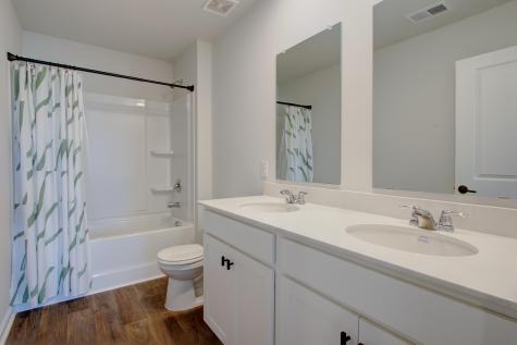 729 Long Bluff Road Summerville SC 29486