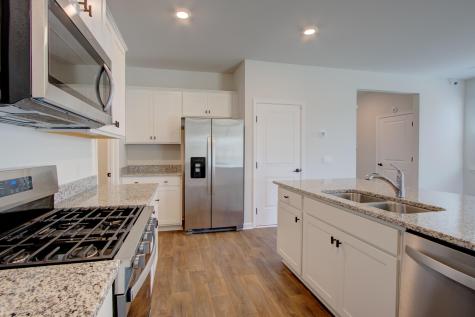 729 Long Bluff Road Summerville SC 29486