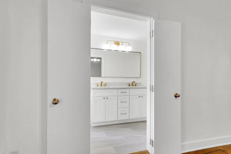 128 Logan Street Charleston SC 29401