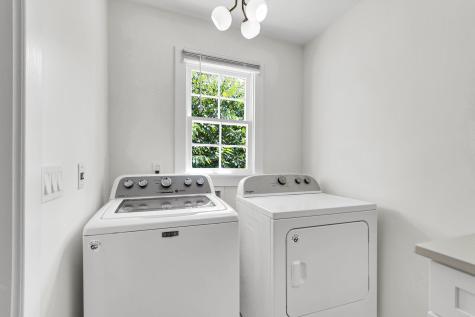 128 Logan Street Charleston SC 29401