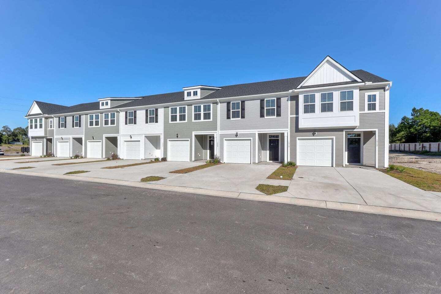 5682 Sablewood Street North Charleston SC 29406