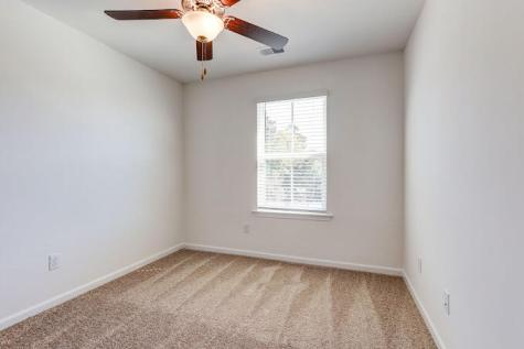 5682 Sablewood Street North Charleston SC 29406