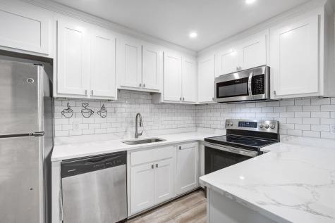 119 Wentworth Street Charleston SC 29401