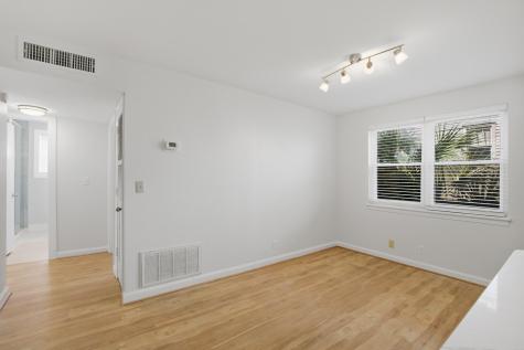 119 Wentworth Street Charleston SC 29401