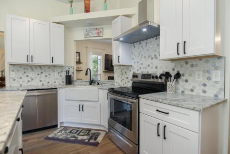 1264 Center Lake Drive Mount Pleasant SC 29464