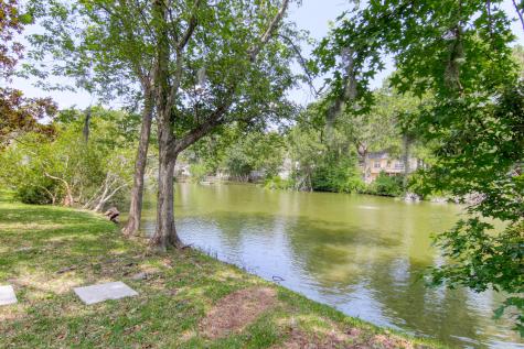 1264 Center Lake Drive Mount Pleasant SC 29464