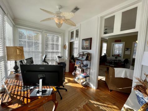 192 Wentworth Street Charleston SC 29401