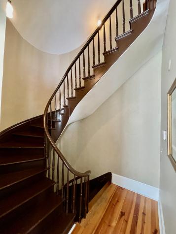 192 Wentworth Street Charleston SC 29401