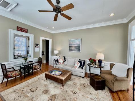 192 Wentworth Street Charleston SC 29401