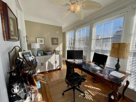 192 Wentworth Street Charleston SC 29401