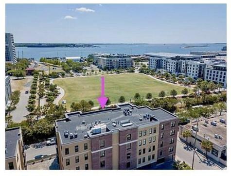 33 Calhoun Street Charleston SC 29401