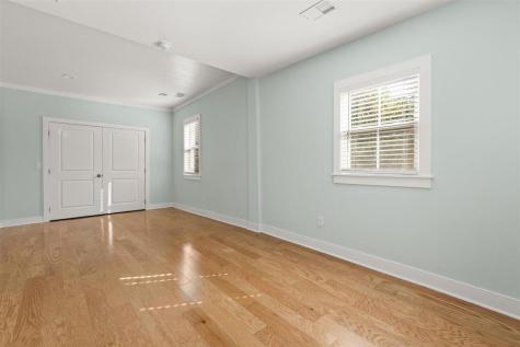 87 Romney Street Charleston SC 29403