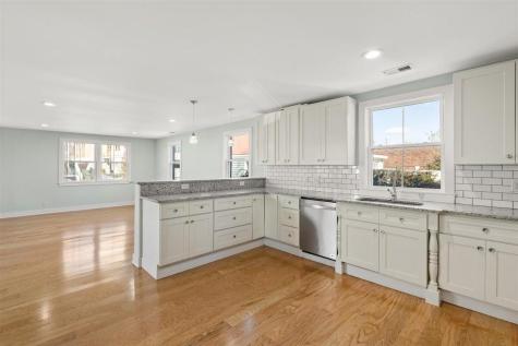 87 Romney Street Charleston SC 29403