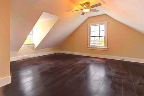 65 Vanderhorst Street Charleston SC 29403