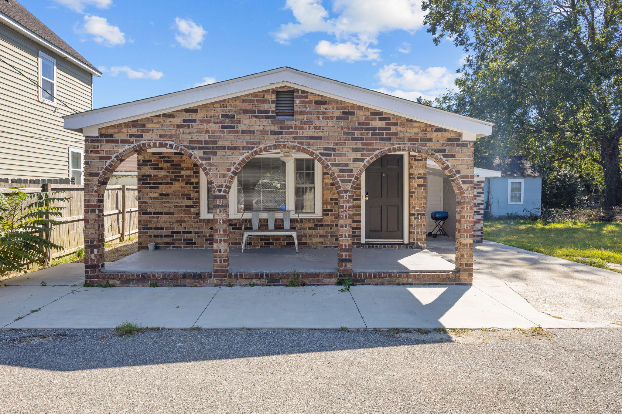 2023 Four Mile Lane Charleston SC 29405