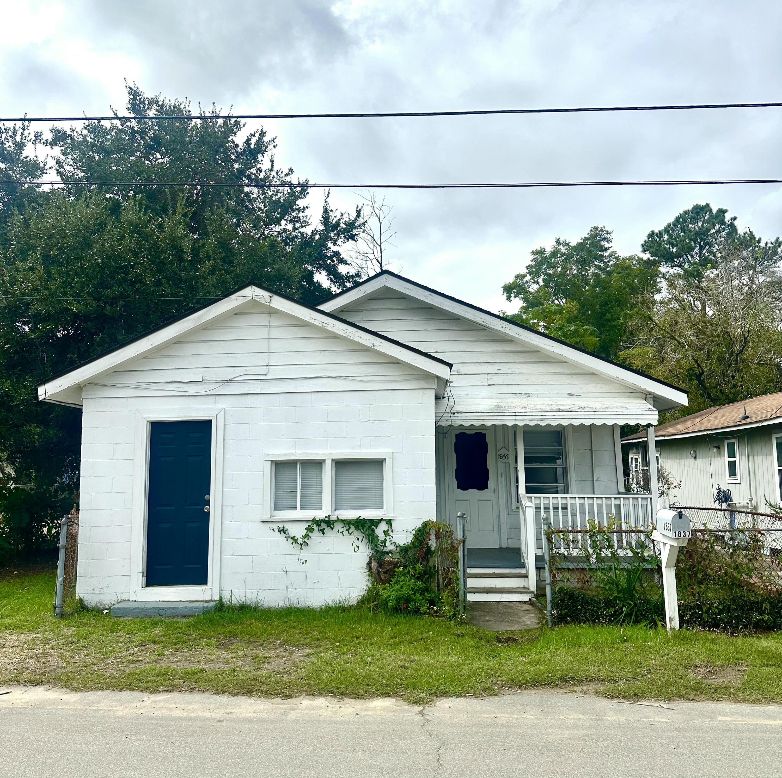 1837 Doscher Avenue Charleston SC 29405