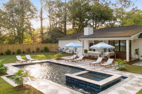 690 Pelzer Drive Mount Pleasant SC 29464