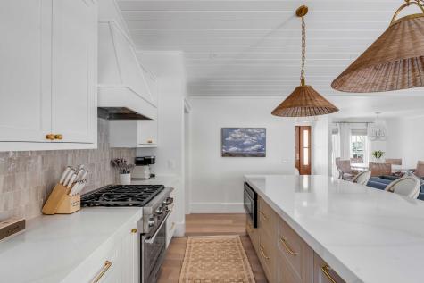 690 Pelzer Drive Mount Pleasant SC 29464