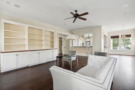 221 King George Street Charleston SC 29492