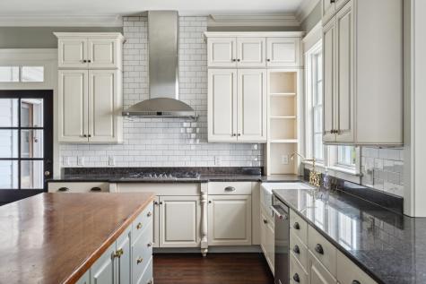 221 King George Street Charleston SC 29492