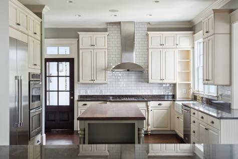 221 King George Street Charleston SC 29492