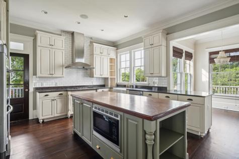 221 King George Street Charleston SC 29492