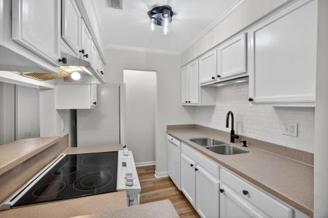 341 W Coleman Boulevard Mount Pleasant SC 29464