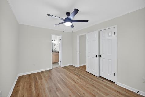 341 W Coleman Boulevard Mount Pleasant SC 29464