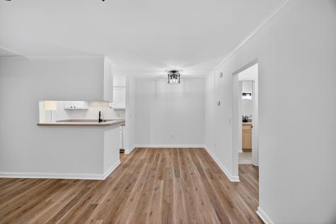 341 W Coleman Boulevard Mount Pleasant SC 29464
