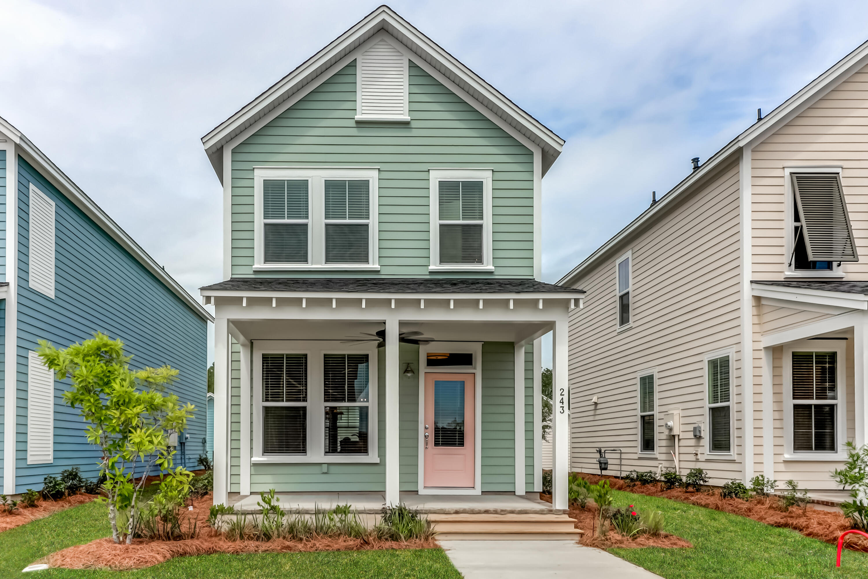 243 Symphony Avenue Summerville SC 29486