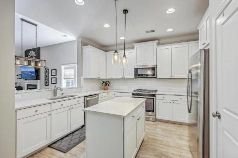1044 Pigeon Point Johns Island SC 29455