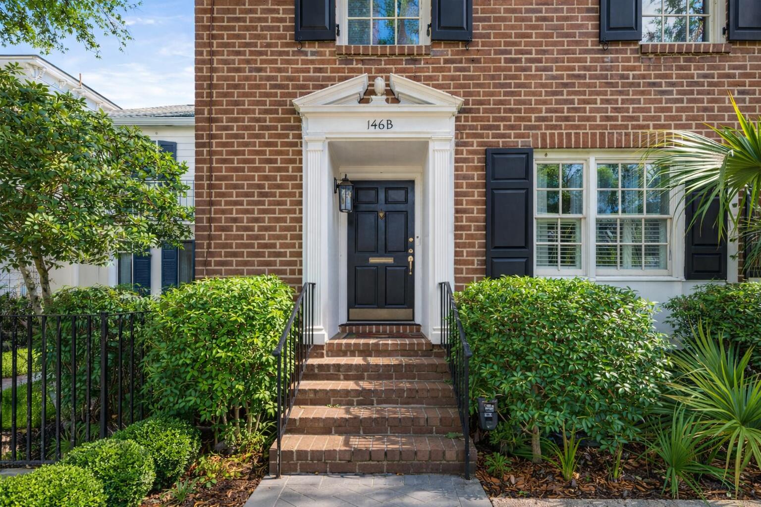 146 Broad Charleston SC 29401