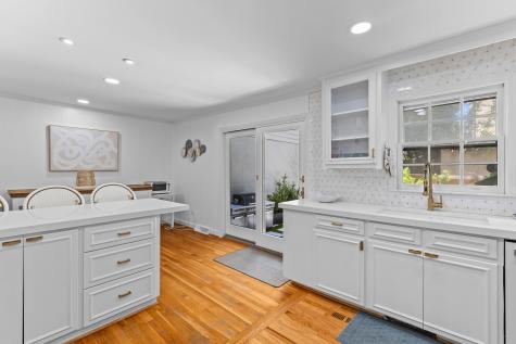 146 Broad Charleston SC 29401