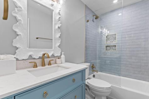146 Broad Charleston SC 29401