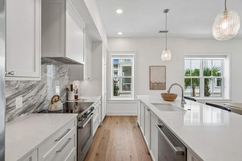 540 Helmsman Street Charleston SC 29492