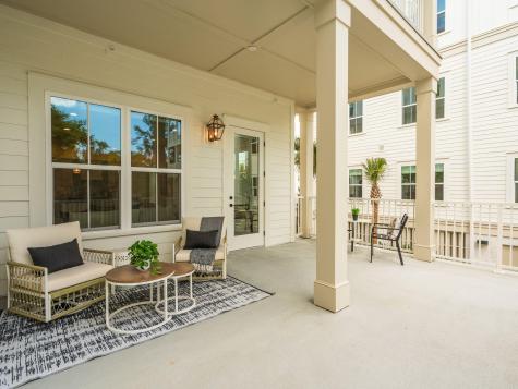 540 Helmsman Street Charleston SC 29492
