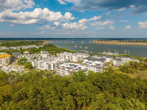 540 Helmsman Street Charleston SC 29492