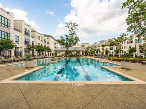 540 Helmsman Street Charleston SC 29492