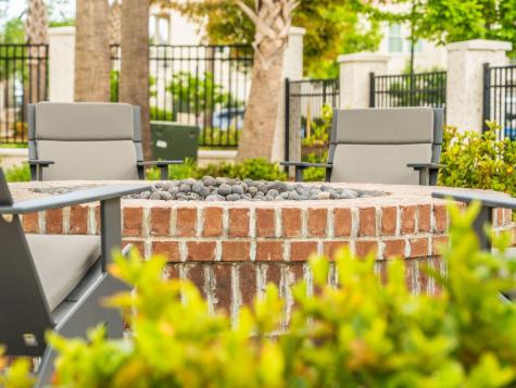 540 Helmsman Street Charleston SC 29492