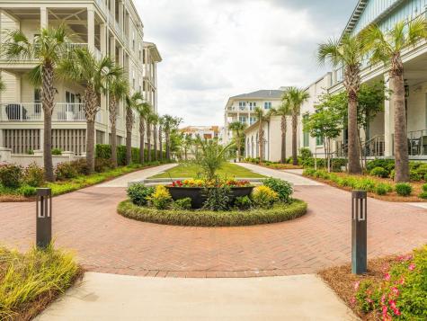 540 Helmsman Street Charleston SC 29492