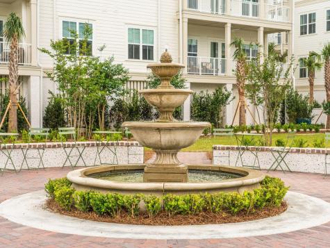 540 Helmsman Street Charleston SC 29492